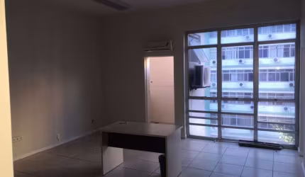 Sala Comercial de 39m² no bairro Centro