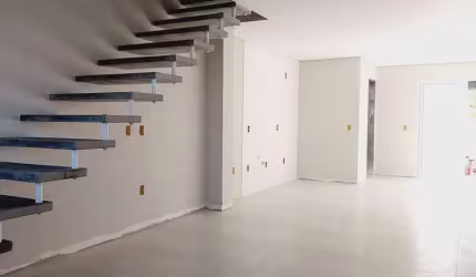 Casa Residencial de 2 dorms no bairro Areias