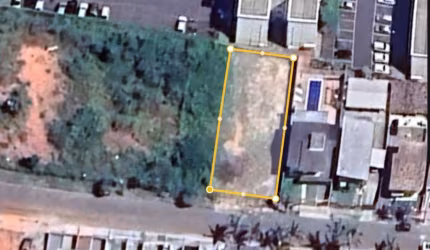 Terreno de 360m² no bairro Areias