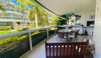 Apartamento de 3 dorms no bairro Praia Brava