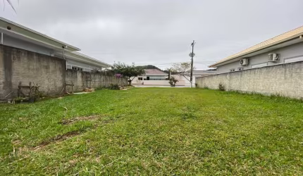 Terreno de 592.93m² no bairro Praia De Fora