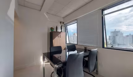 Sala Comercial de 37.06m² no bairro Estreito