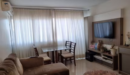 Amplo apartamento com vista mar