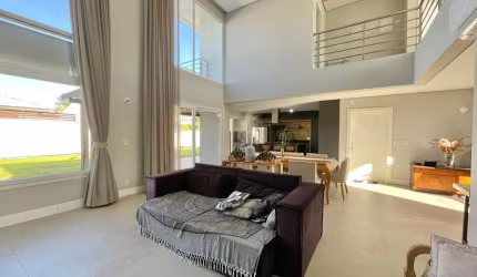Casa Com 4 Suítes no bairro Campeche!