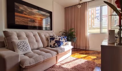 Ótimo Apartamento Com 01 Dormitório No Centro De Florianópolis.
