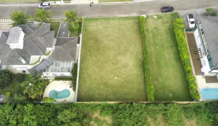 Terreno em Condomínio Fechado, 513m² no Cacupé