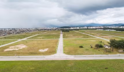 Terreno de  1.135,87 m² no Sertão do Maruim - São José SC