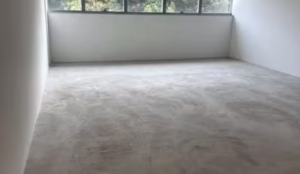Sala comercial de 45m² no Saco Grandes