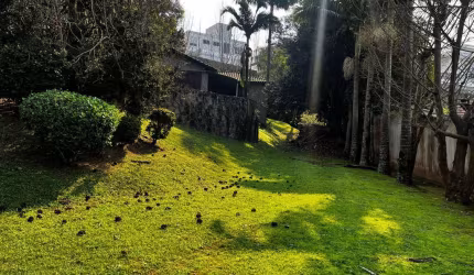 Terreno com 1652,68 m² de área total no Bosque das Mansões, São José - SC
