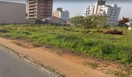Terreno de 360 m² no Pagani