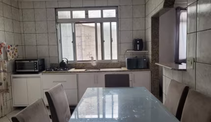 Casa com 85m² no bairro Estreito em Florianópolis