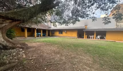 Terreno com 353 m² no Córrego Grande