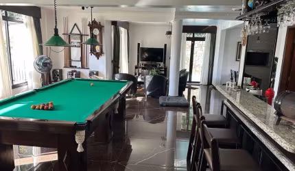Excelente casa com 3 dormitórios no bairro Estreito
