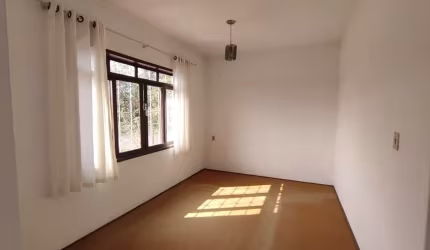 Casa residencial com 80m² e 3 dormitórios na Vargem Pequena