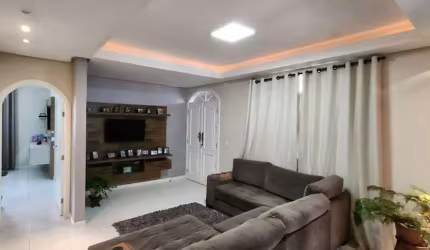 Casa Residencial com 2 quartos e 296 m² na Praia Comprida
