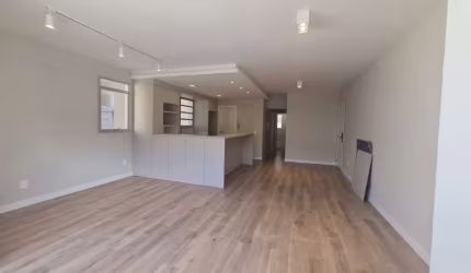 Apartamento com 3 dormitórios no Cento de Florianópolis