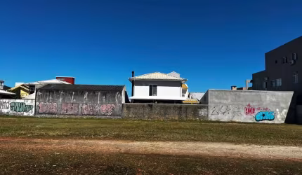 Terreno de 360m² no bairro Carianos - Florianópolis SC