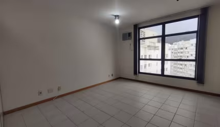 Sala comercial com 40,09m² no bairro Centro