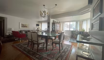 Apartamento alto padrão, 4 quartos no Centro do Florianópolis.