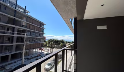 Apartamento com 3 suítes em Jurerê