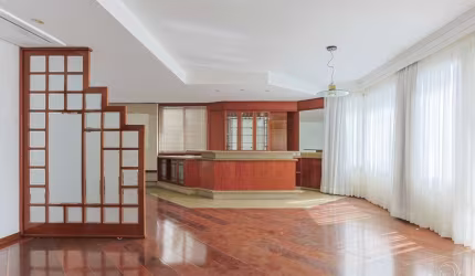 Apartamento com 4 quartos e vista mar na Beira Mar Norte