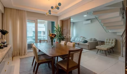 Duplex de 176,37² com 3 suítes em Jurerê