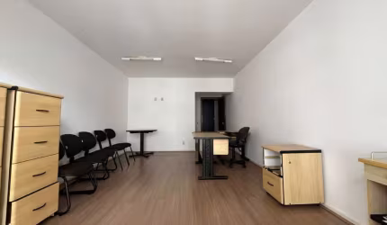 Sala Comercial de 32m² no Centro