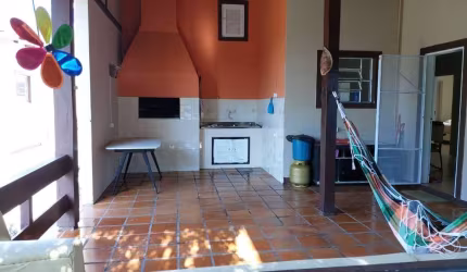 Casa em condomínio fechado, 3 quartos no bairro Ingleses.