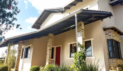 Ótima casa com 5 quartos no bairro Bela Vista, em Rio Negrinho.