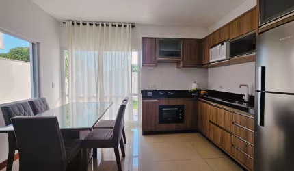 Casa com 3 quartos no encantador bairro Campeche