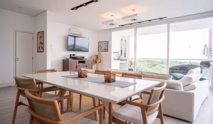 Apartamento com 188m² e 3 suítes no Campeche