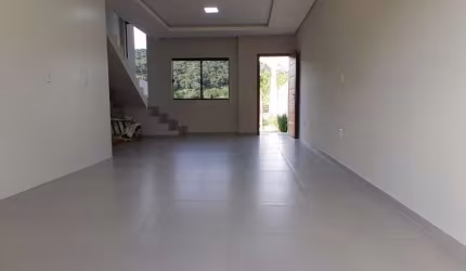 Casa com 3 quartos sendo 1 suite bairro forquilhas em São José