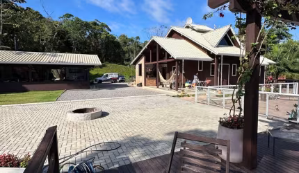 Lindo Sitia à venda no bairro da Palhoça