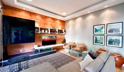 Casa Residencial de 165 m² com 3 suítes no Canto