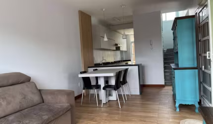 Ótima casa com 3 quartos e 1 suíte