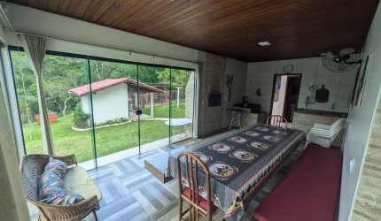 Sítio de 100.000 m² em Garopaba