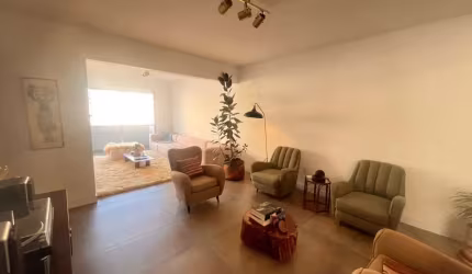 Apartamento com 3 quartos sendo 1 suíte no Centro de Florianópolis