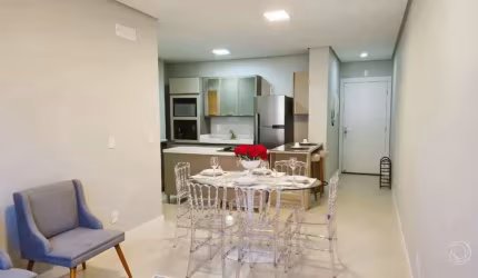 Apartamento de 2 quartos com 75,07m² no Centro