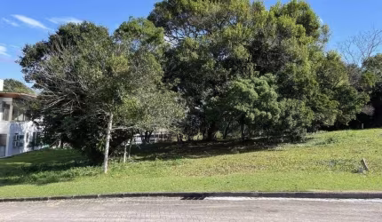 Terreno de 2367,91 m² no bairro Campeche