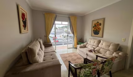 Casa comercial com 3 quartos sendo 2 suítes em Forquilhinha em São José