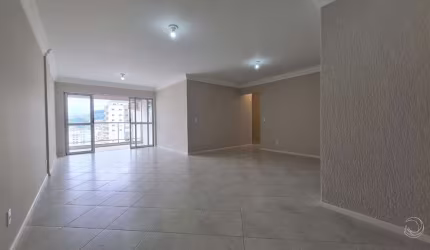 Apartamento com 3 quartos e 1 suíte no Kobrasol