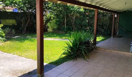 Casa residencial de 230m² com 6 dormitórios no Rio Tavares