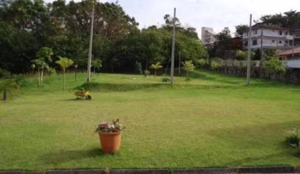 Terreno à venda com 360m² no Saco Grande