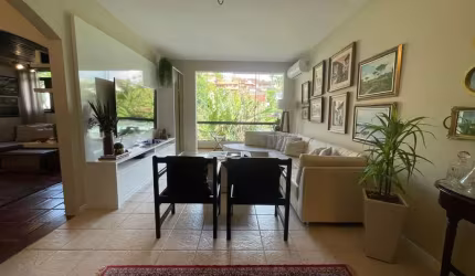 Casa residencial com 4 quartos localizada no bairro Pantanal