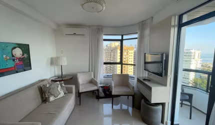 Flat de 1 dormitório, vista mar no centro de Florianópolis.