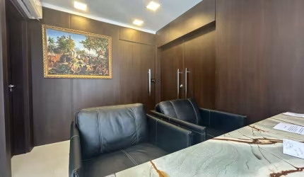 Sala comercial com 87m² no Centro
