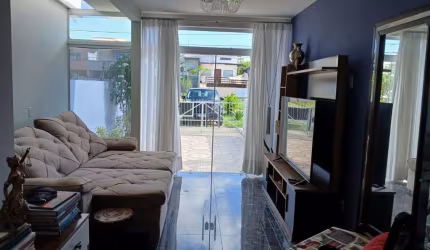 Casa de 91,34m² com 2 suítes nos Ingleses