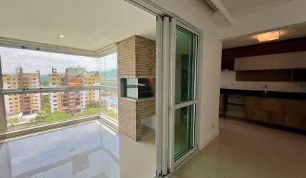 Apartamento de 99m² com 3 quartos no Itacorubi