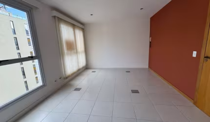 Sala Comercial com 35m² na Trindade
