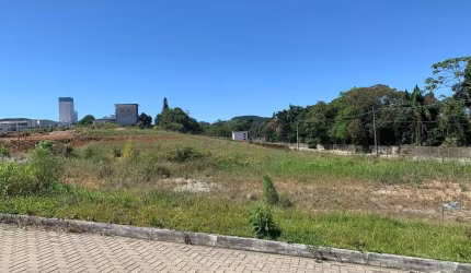 Terreno com 250,26 m² em Forquilhas